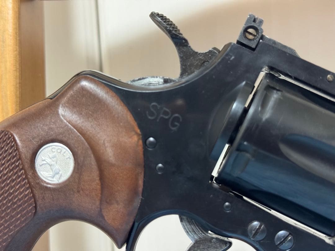 MGC ポリスパイソン　モデルガン　4インチ