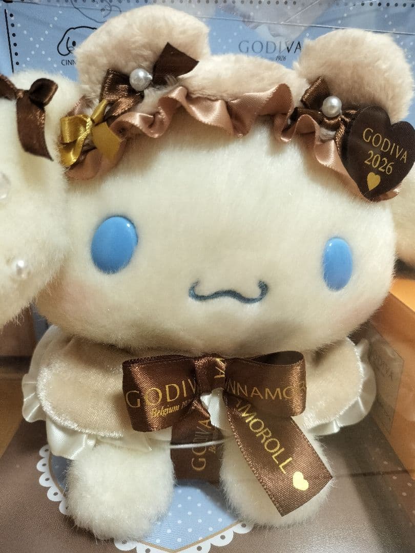 GODIVA 2026 シナモロール ぬいぐるみ ドール バレンタイン - メルカリ