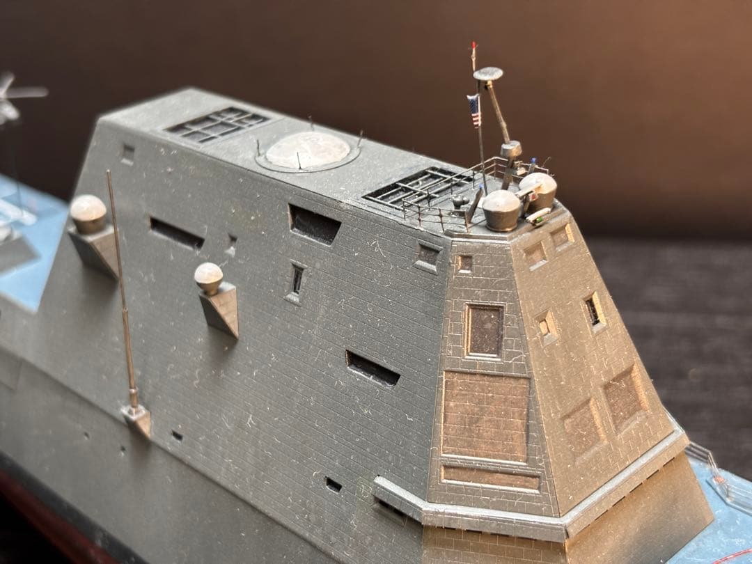 ステレス艦〝ズムウォルト〟＆ロシア原潜（1/350)