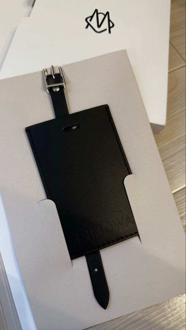 リモワポルシェPTS2.0 エッセンシャル32L 4輪TSAロック