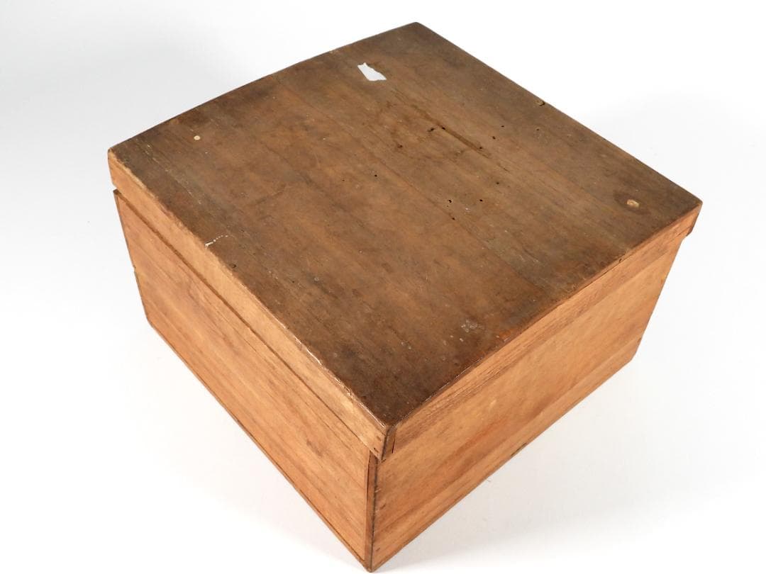 明治　朱塗　金蒔絵　漆器　木製　七ツ組　雅な雰囲気漂う盃 7点セット