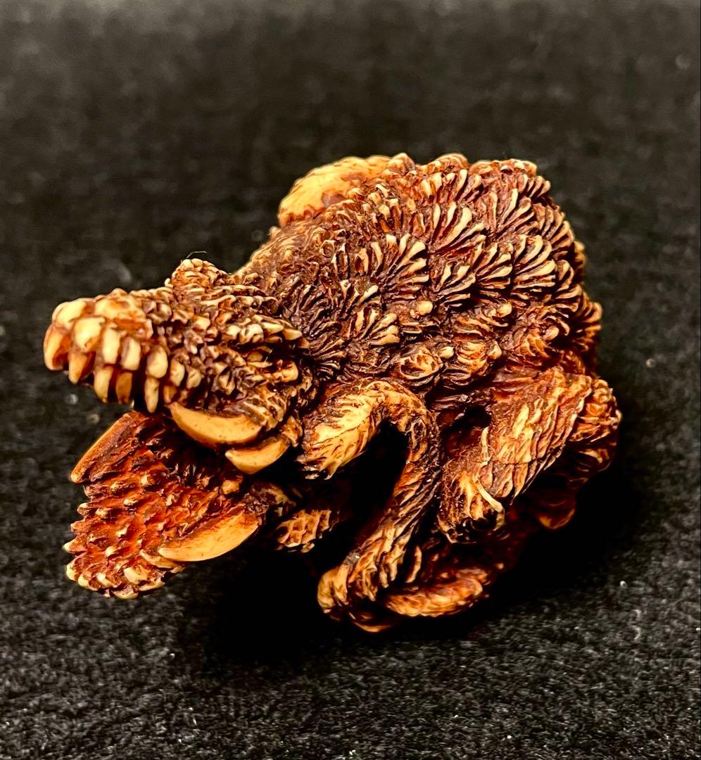 東宝怪獣根付　ビオランテ　木札　木箱付き　ゴジラ　未使用品 東宝怪獣根付 初代ゴジラ 木札 木箱付き ゴジラ 1954 未使用品 - メルカリ