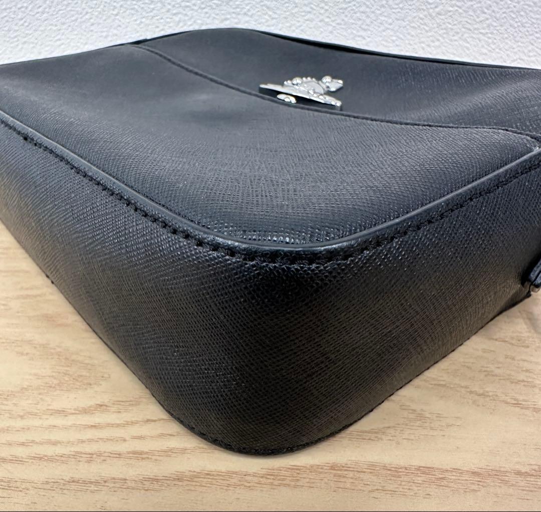 ☆ヴィヴィアンウエストウッド ショルダーバッグ レザー オーブ ブラック