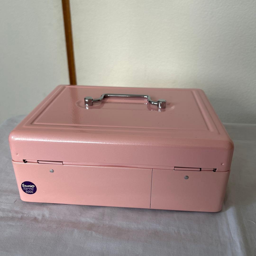 サンリオ⭐︎ハローキティ 手提げ金庫 平成レトロ廃番品レア