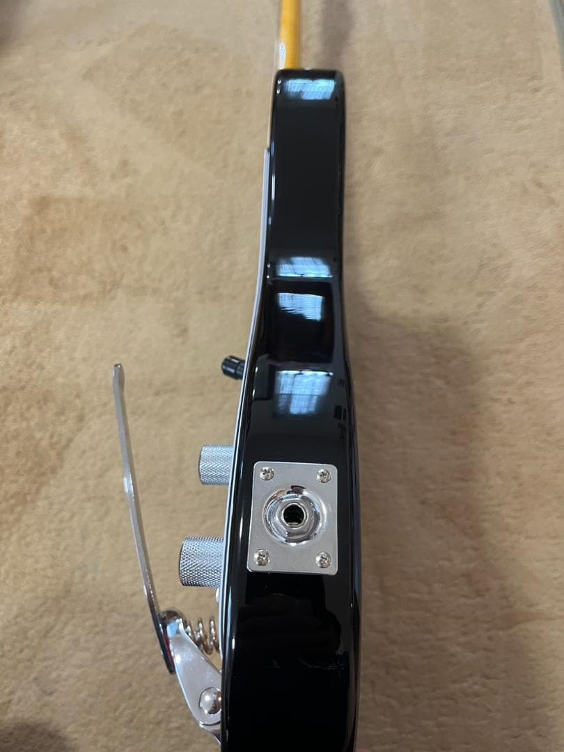 （ダイナマン）ドナー シンライン ホロウボディ bigsbyタイプ