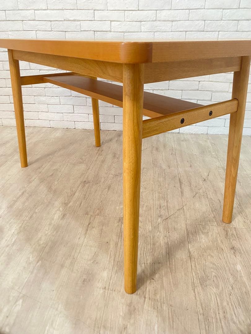 【春まま】ウニコ ダイニングテーブル SULA 机　傷あり