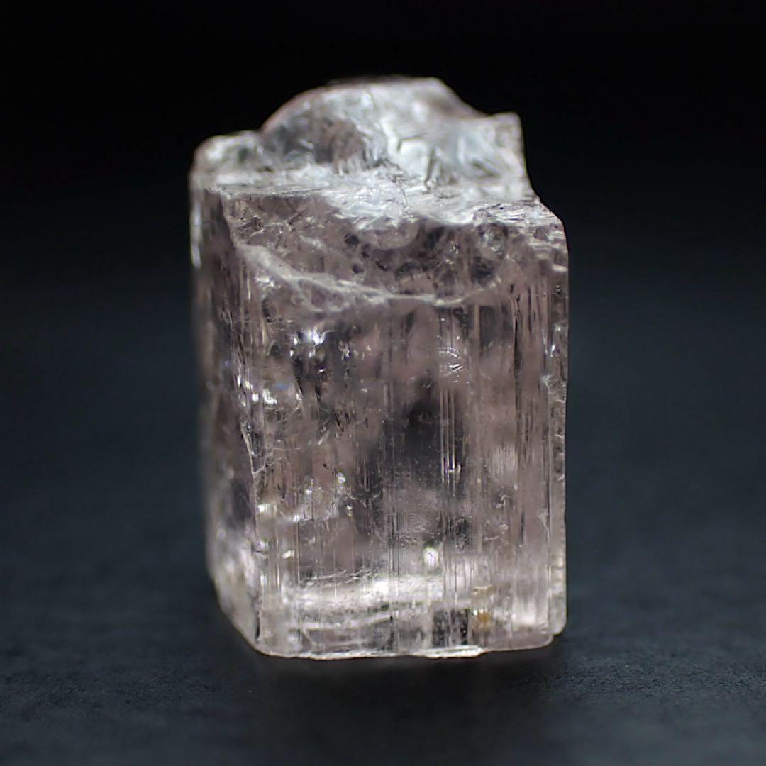 パキスタン/カトラン産】ピンクインペリアルトパーズ - メルカリ