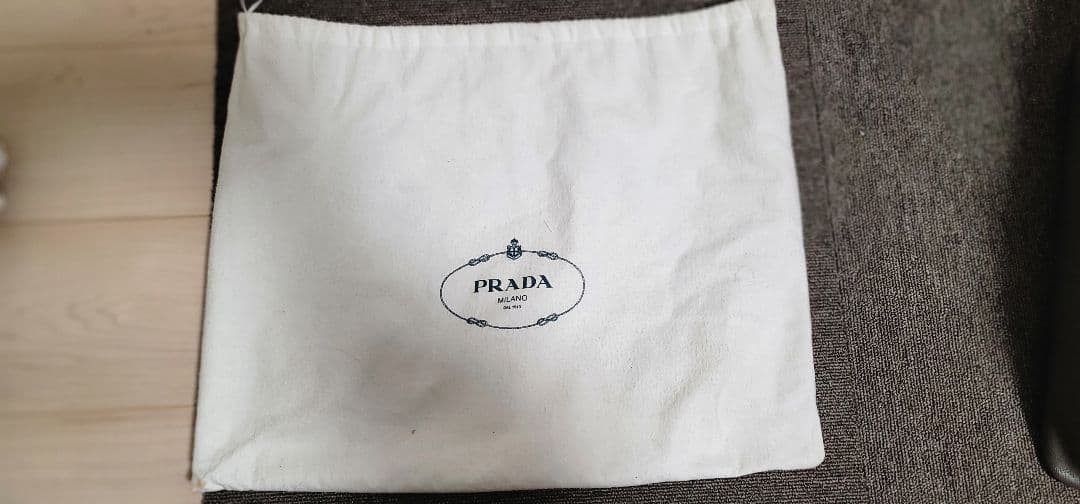 コージー様 PRADA BL0812