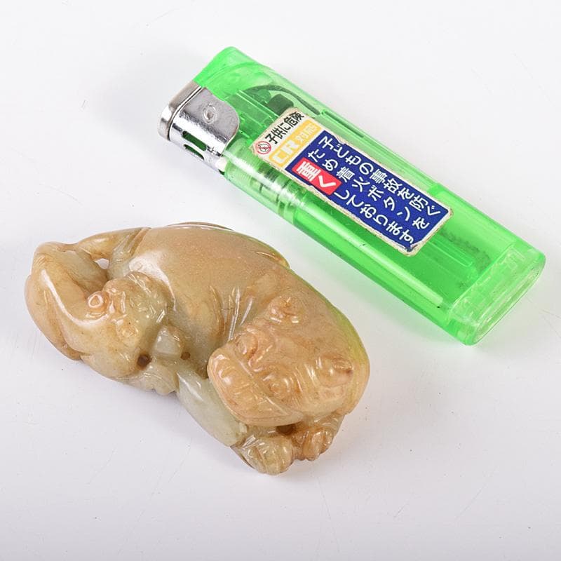 中国 玉石彫刻 神獣 根付 紙鎮 置物 C 8130E