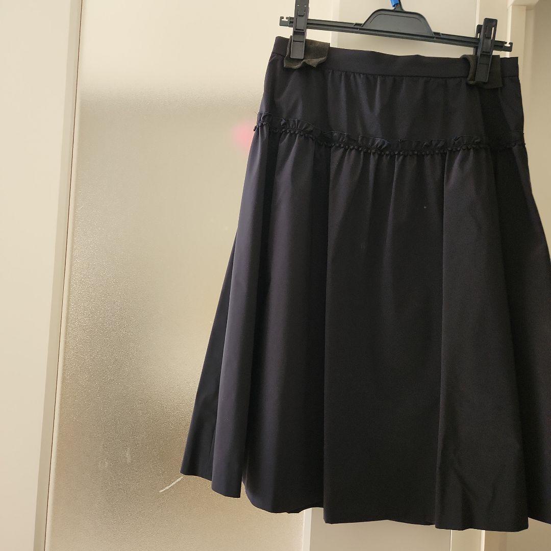 新品❤トゥービーシック　44 紺色 フレアスカート 膝丈 ロング