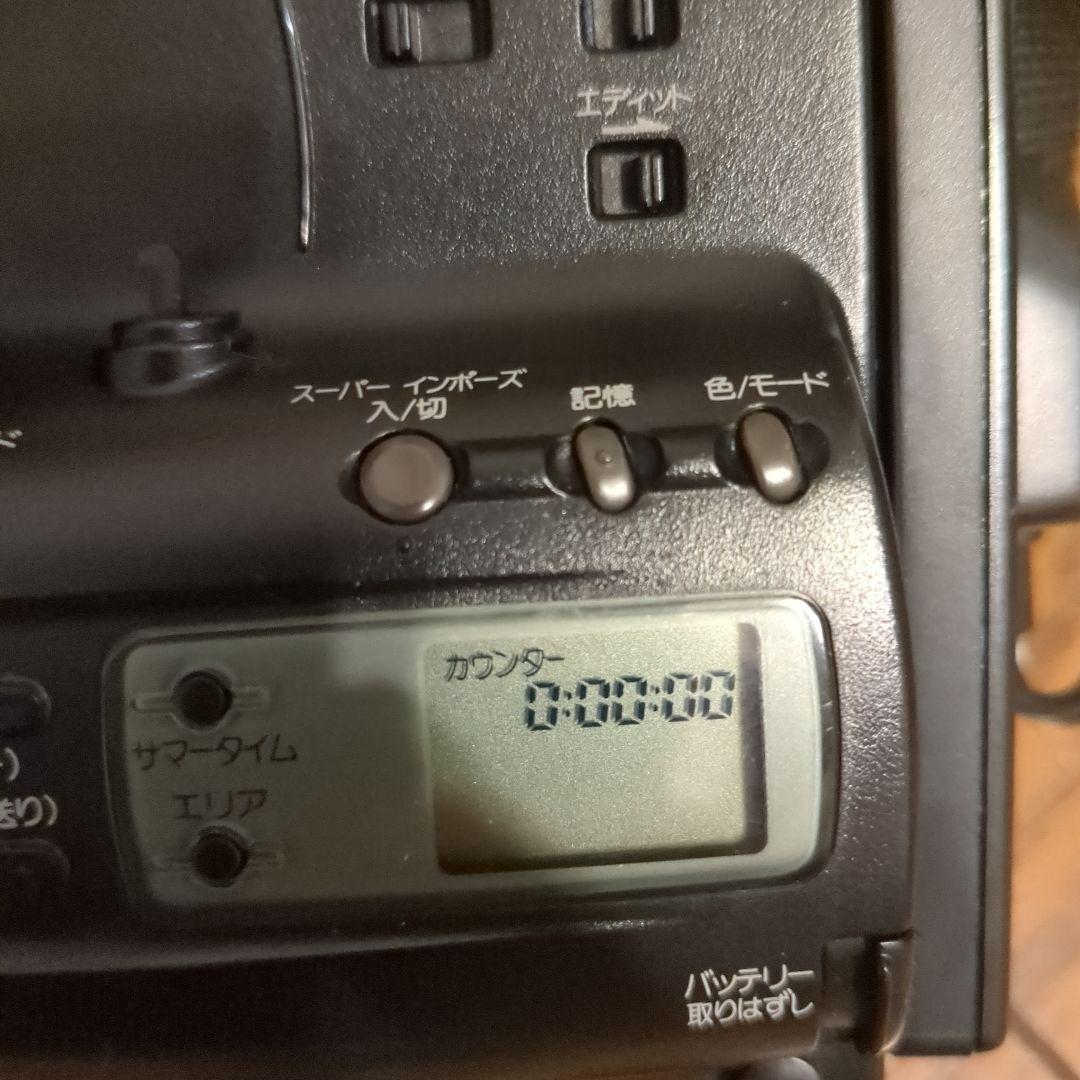 美品＊動作確認済 SONY CCD-TR105 ハンディカム Video8