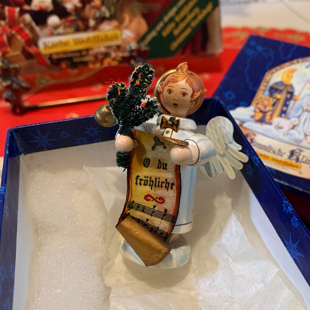 ドイツ製 木製人形 ケーテウォルファルト社の限定クリスマスベル持つ