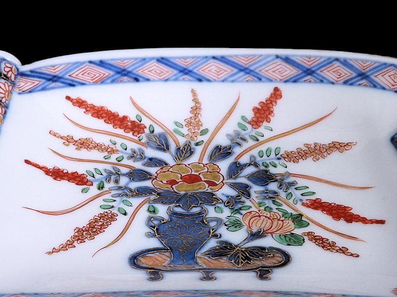 大聖寺伊万里 生け花の図 巻物型変形皿 E329AS-CQp