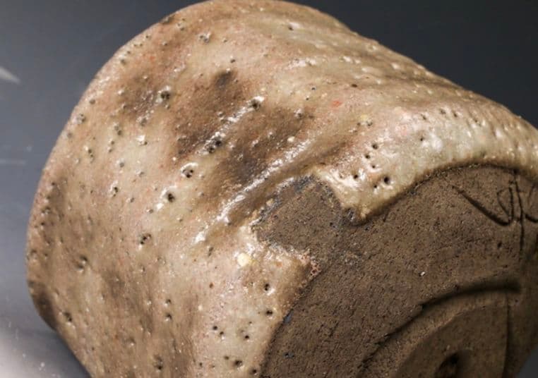 景徳鎮陶瓷大学元教授】ニ十歩文雄 駄知 茜志野茶碗 共