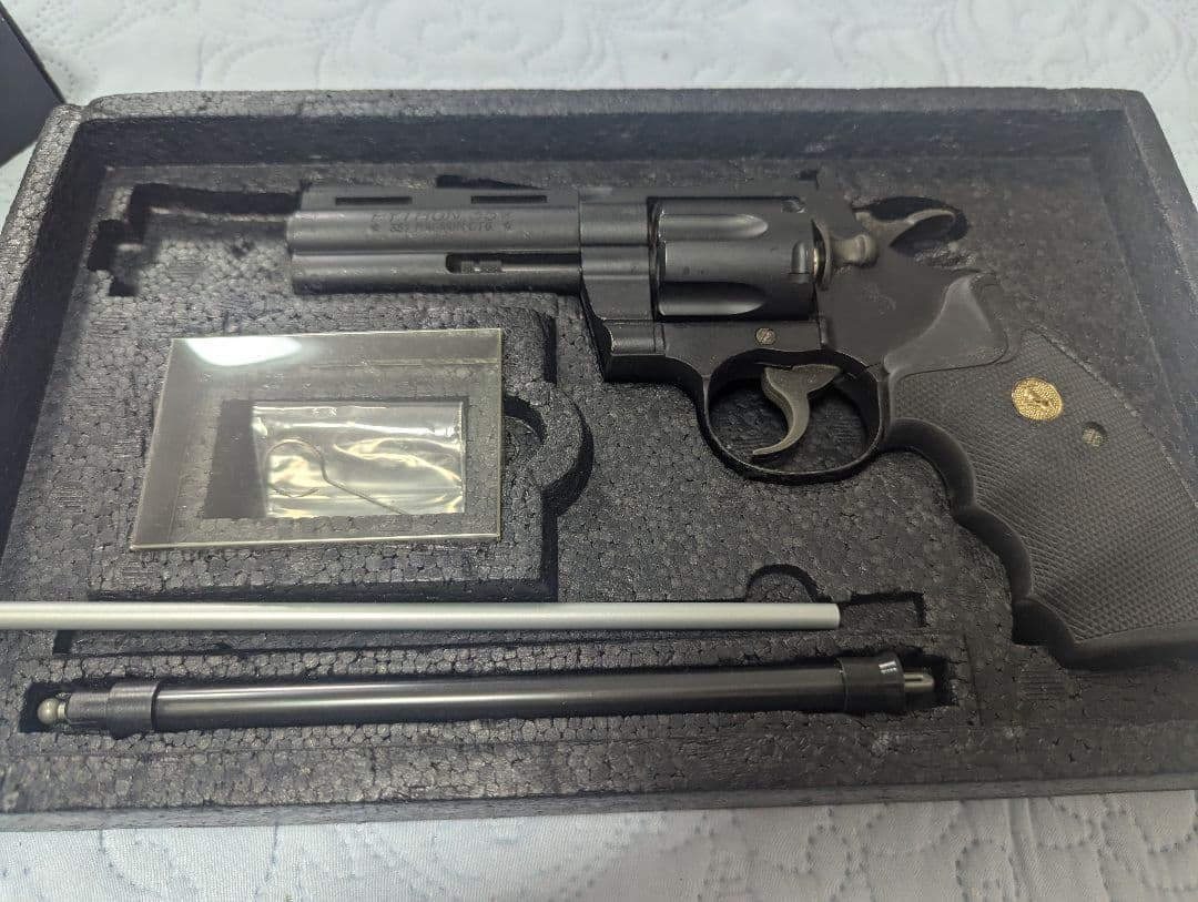 東京マルイ コルト パイソン ガスリボルバー .357マグナム 4インチ