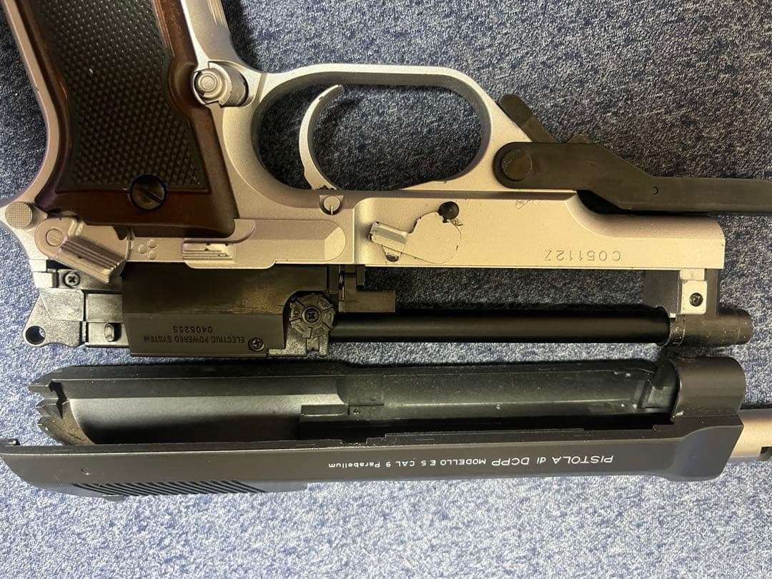 東京マルイ　M93R 電動ハンドガン　 バイオウェスカーモデル塗装　マガジン3本