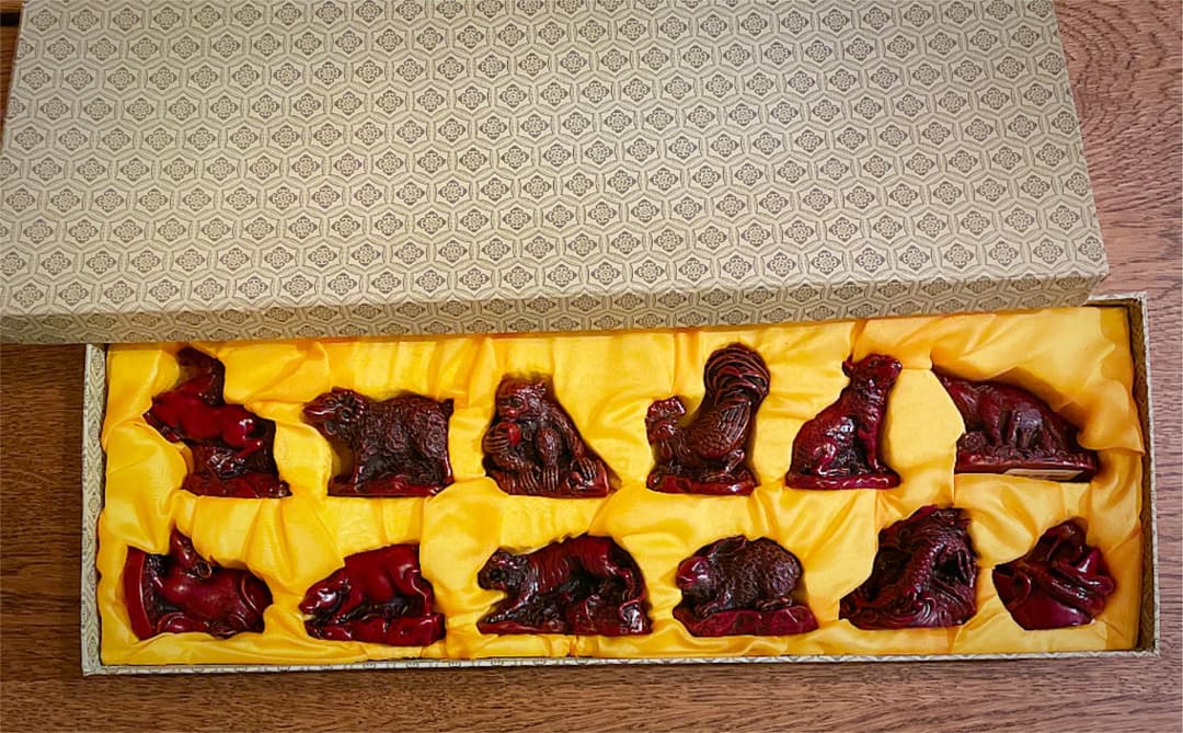 人気 木彫り 干支 置物 伊勢神宮 木彫り 干支置物セット 12体 木箱付き