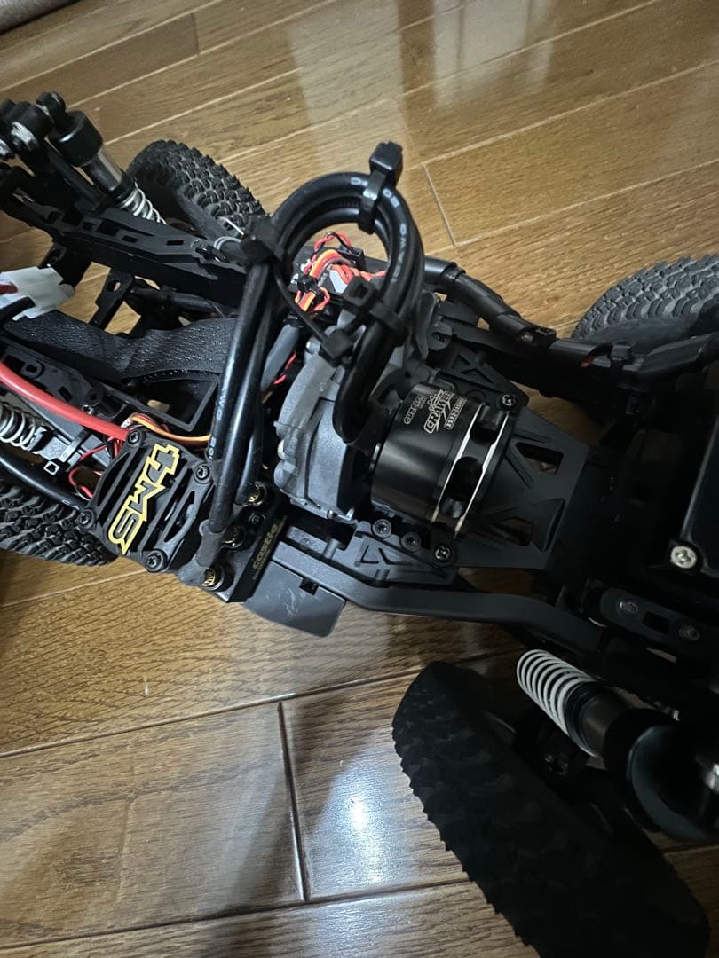 モ*ン様 タミヤcc02ジムニーラジコン