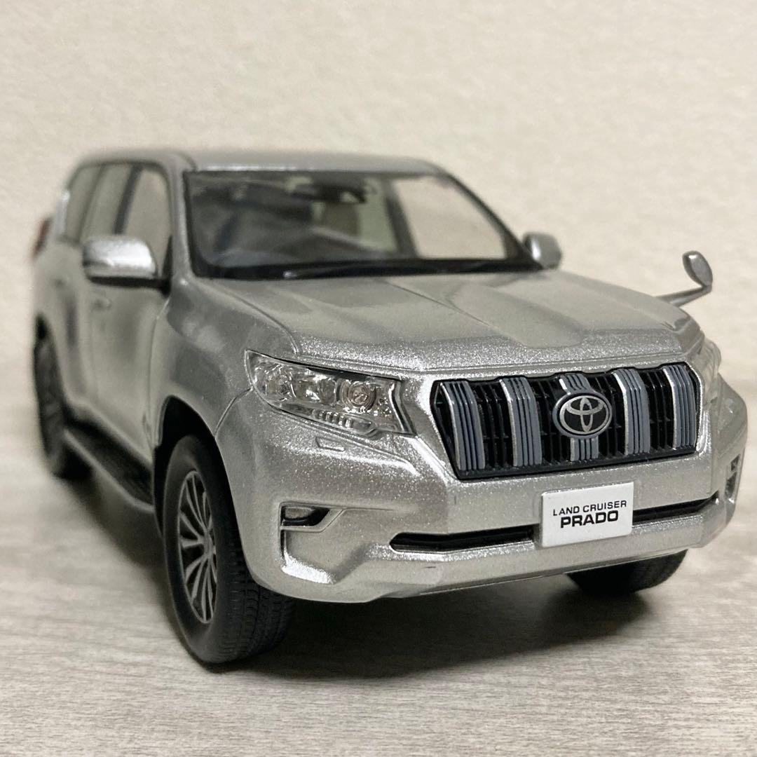 トヨタ ランドクルーザープラド 色見本 カラーサンプル ミニカー