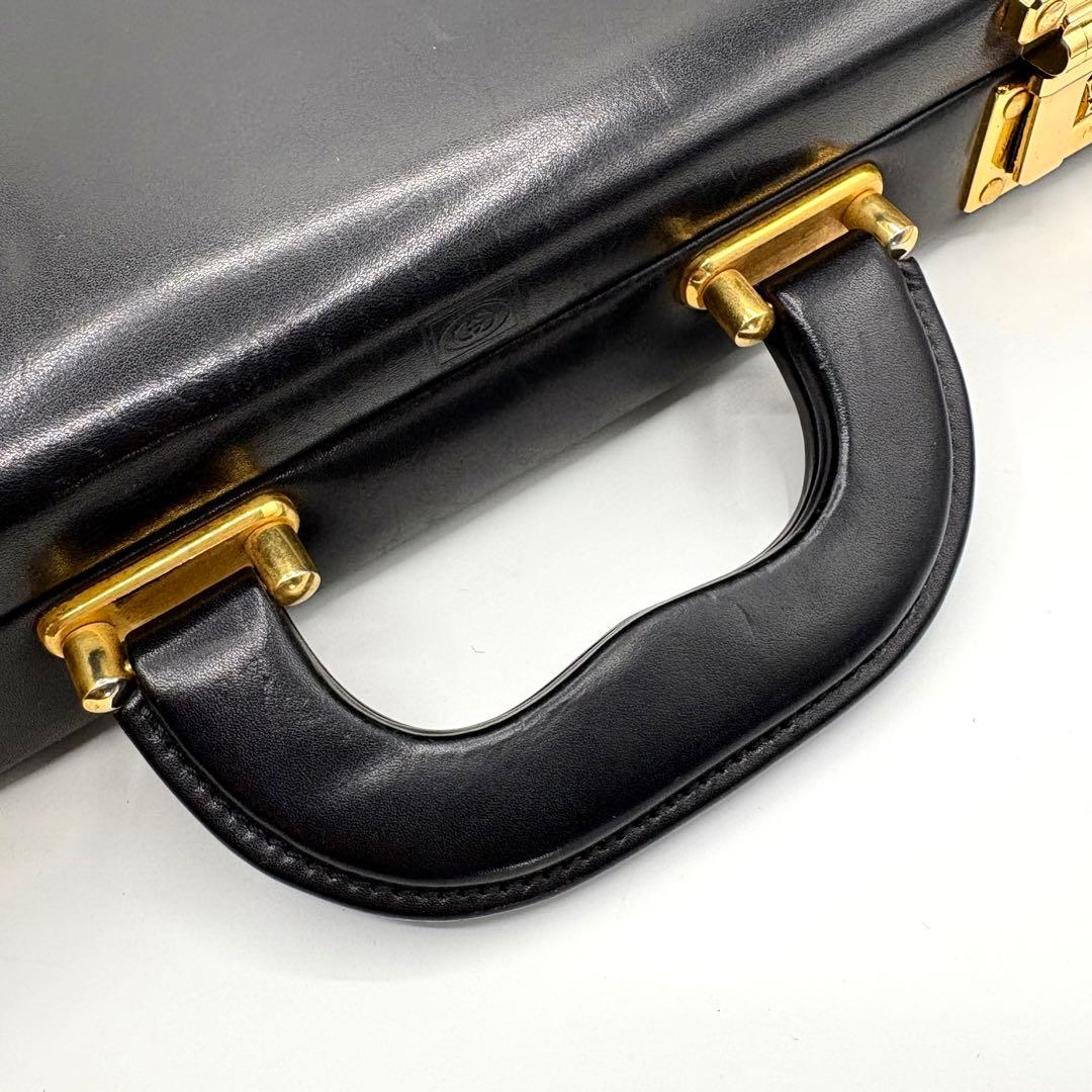 高級 オールレザー グッチ PRESTO ダイヤルロック アタッシュケース 黒