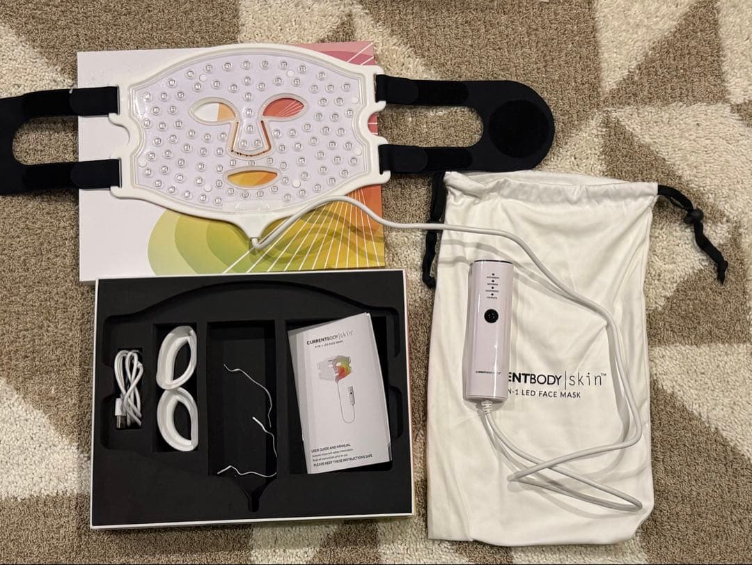 【最終値下げ】Current Body Skin LED 4イン1 マスク CurrentBody Skin LED 4イン1 マスク ｜LEDマスク | カレントボディ