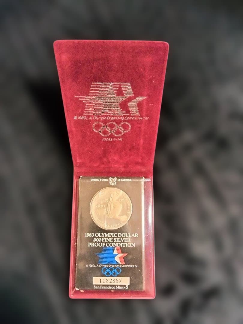 オリンピック】1983年ロサンゼルスオリンピック記念銀貨 - メルカリ