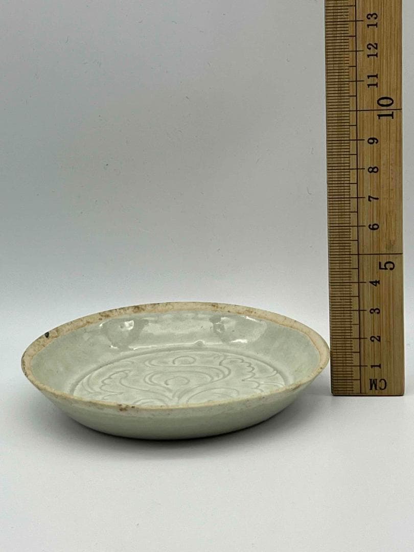 北宋時代 湖田窯 青磁刻花鳳尾花文房洗 覆燒 覆輪