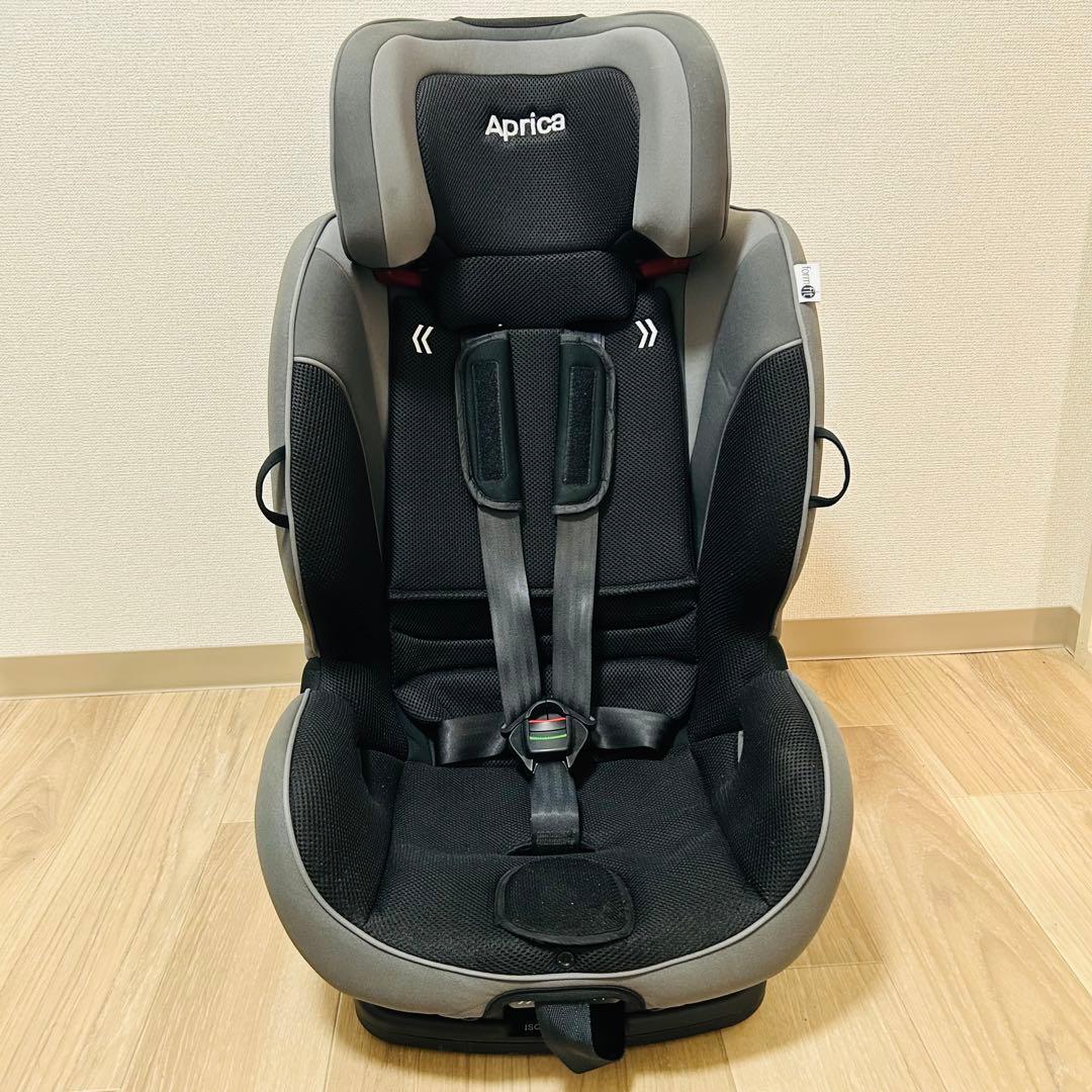 美品 アップリカ ISOFIX対応 ジュニアシート フォームフィット