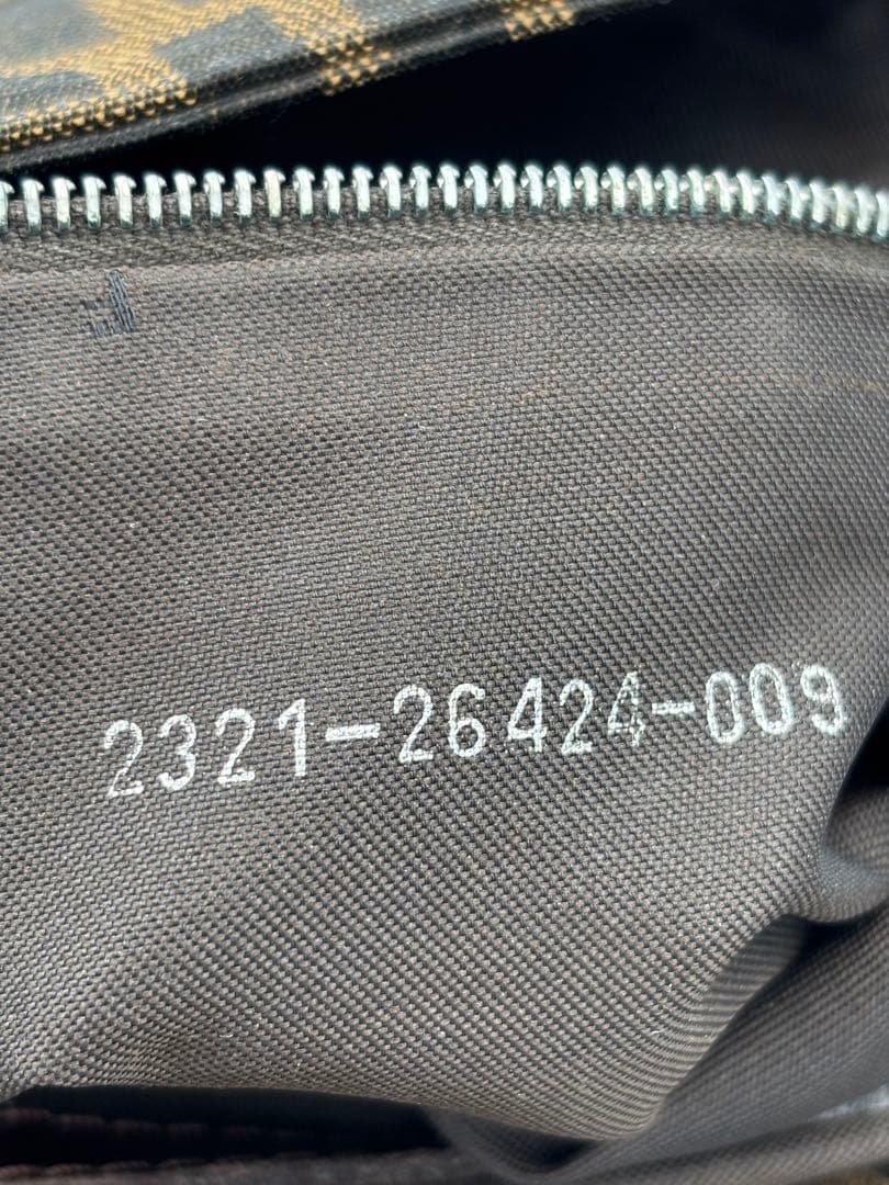 Fendi FFロゴ柄 ショルダーバッグ