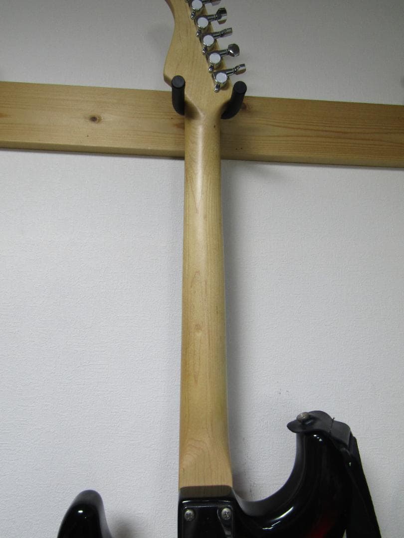 エレキギター Bacchus バッカス ストラトタイプ まぁまぁ美品