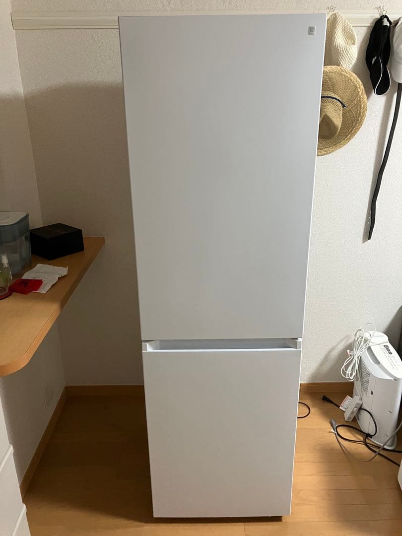 23年製 ニトリ 274L 2ドアファン式冷蔵庫 NR-274L WH 右開き