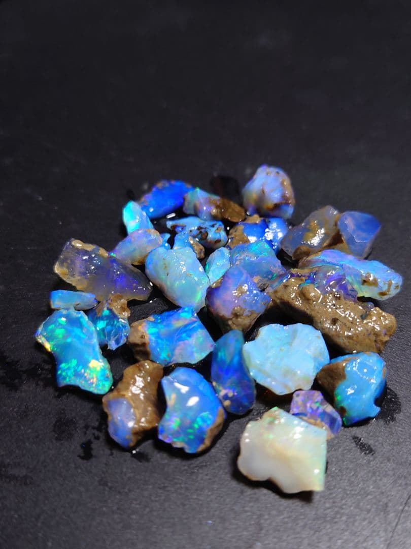 エチオピア チョーク オパール原石 詰合わせ 鉱物 標本 約10g分50CT近く
