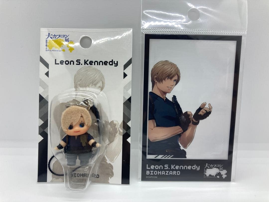 大カプコン展 コスチュームキューピー レオン - メルカリ