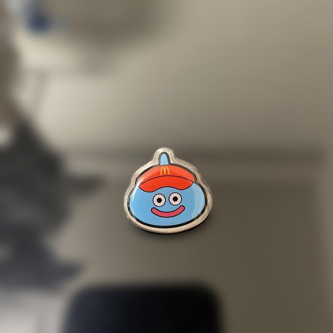 マクドナルド スライムピンバッジ ドラクエ - メルカリ