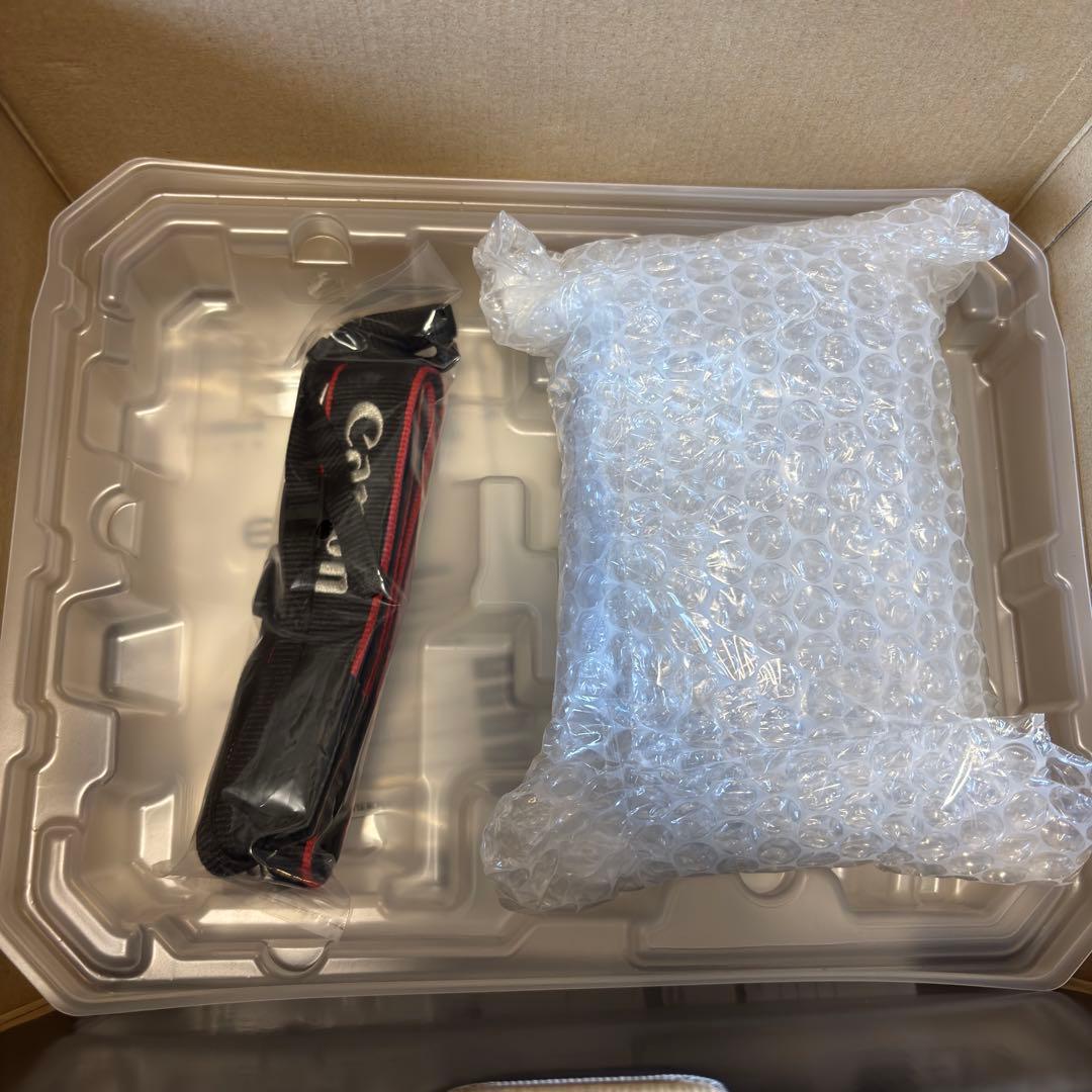 natto様 [美品]Canon EOS RP フルフレーム本体の通販はau PAY