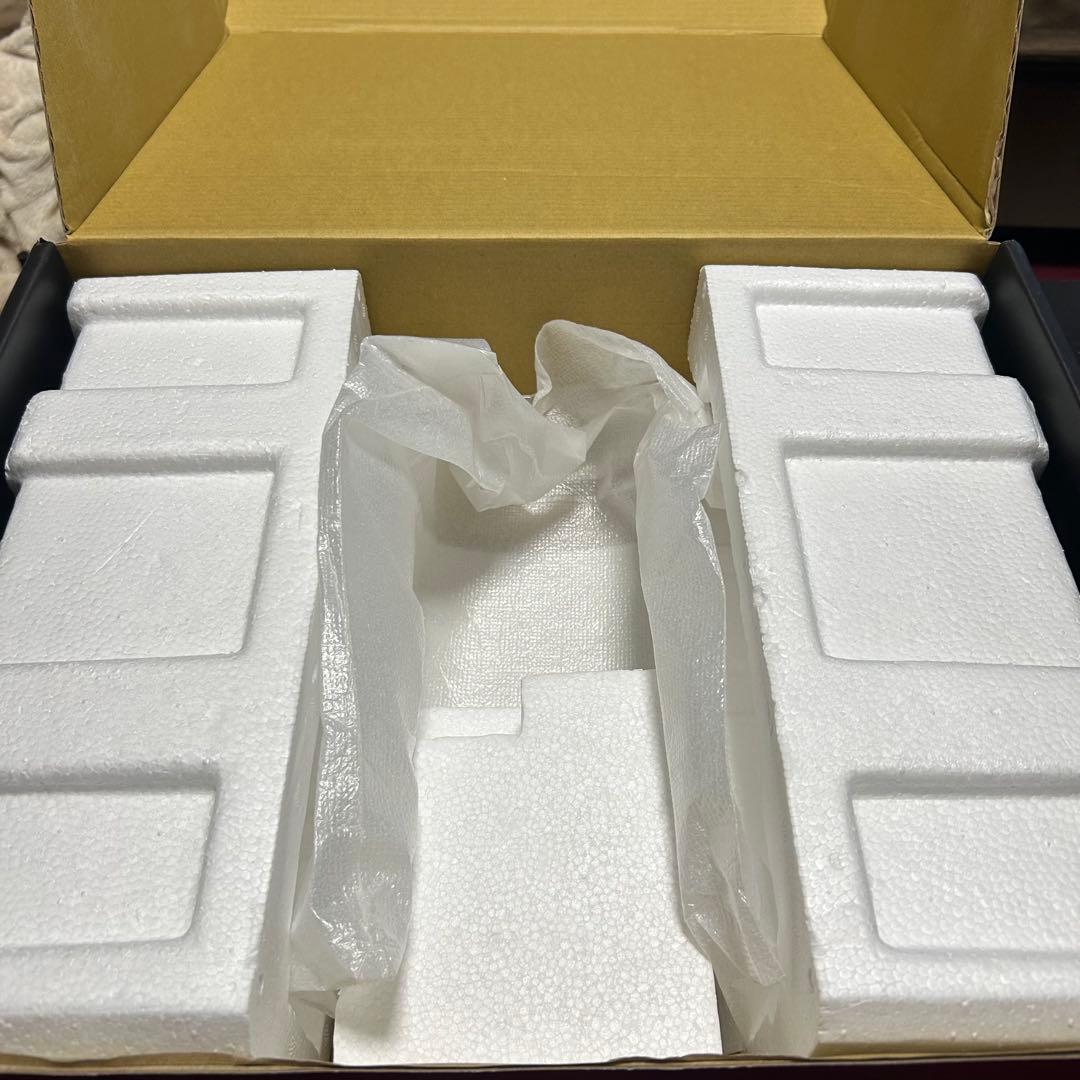 AKAI MPC ONE サンプラー 本体 通電確認済み 箱、アダプタ付き - メルカリ