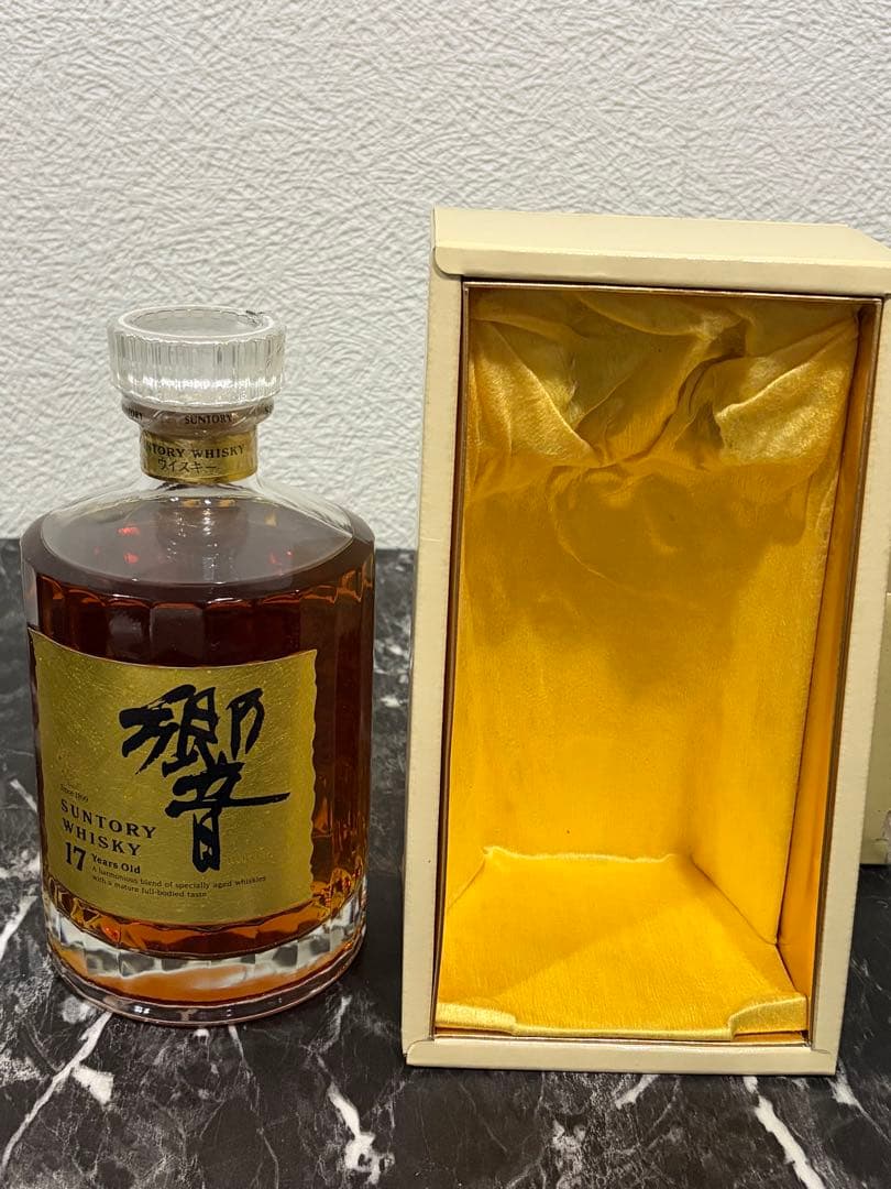サントリー 響 17年 ゴールドラベル 750ml（箱付き） - メルカリ