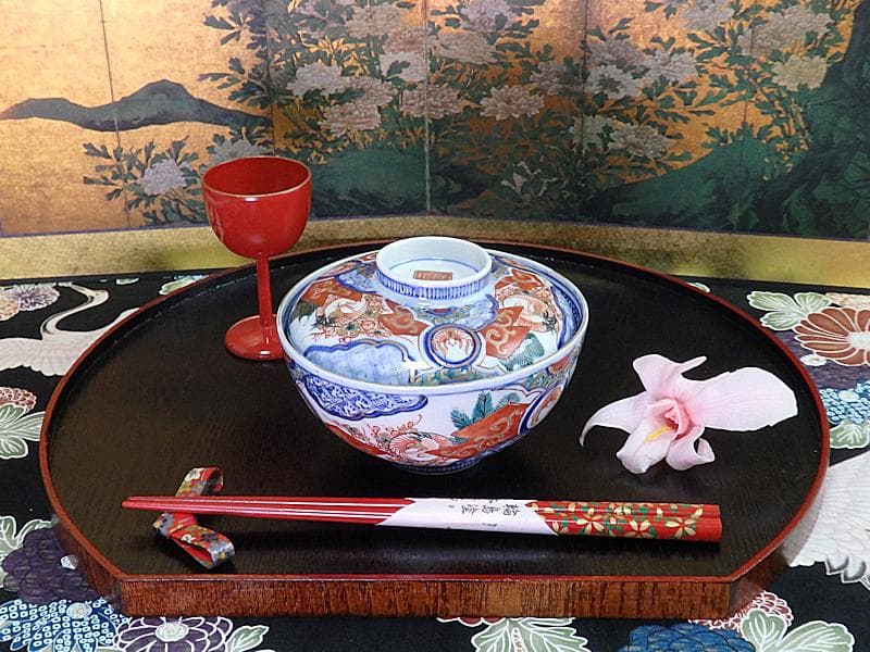 古伊万里 金襴手 若松に梅 舞鶴の図 大振蓋茶碗 2客