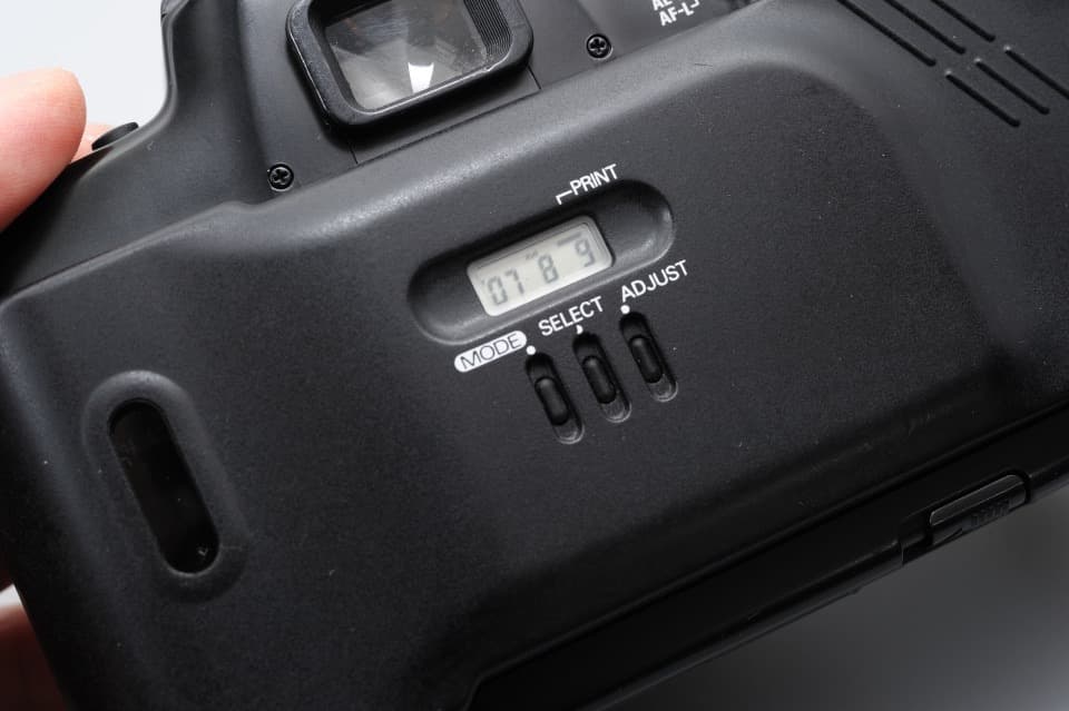 Nikon F-601 撮影可能現役機 + AF 50mm/F1.4D セット Nikon F-601