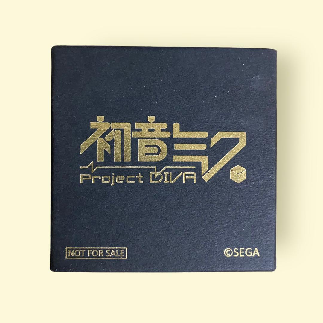 初音ミクProject DIVA 100万本突破記念ピンバッチ 390個限定