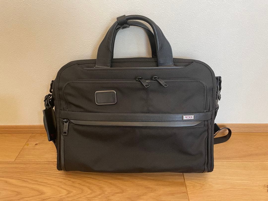 k*9様 TUMI Aplha スリム・スリーウェイ・ブリーフ(手持ち・肩掛け・