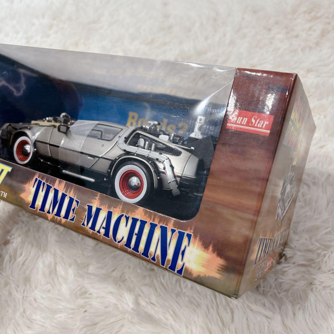 絶版】SunStar 1/18 デロリアン バック・トゥ・ザ・フューチャー