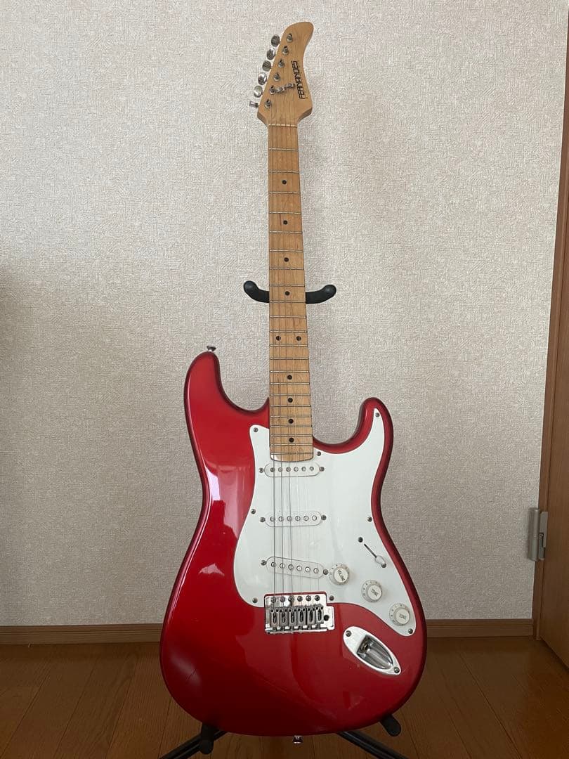 FERNANDES エレキギター　パール　レッド　ストラトキャスタータイプ FERNANDES エレキギター パール レッド ストラトキャスタータイプ