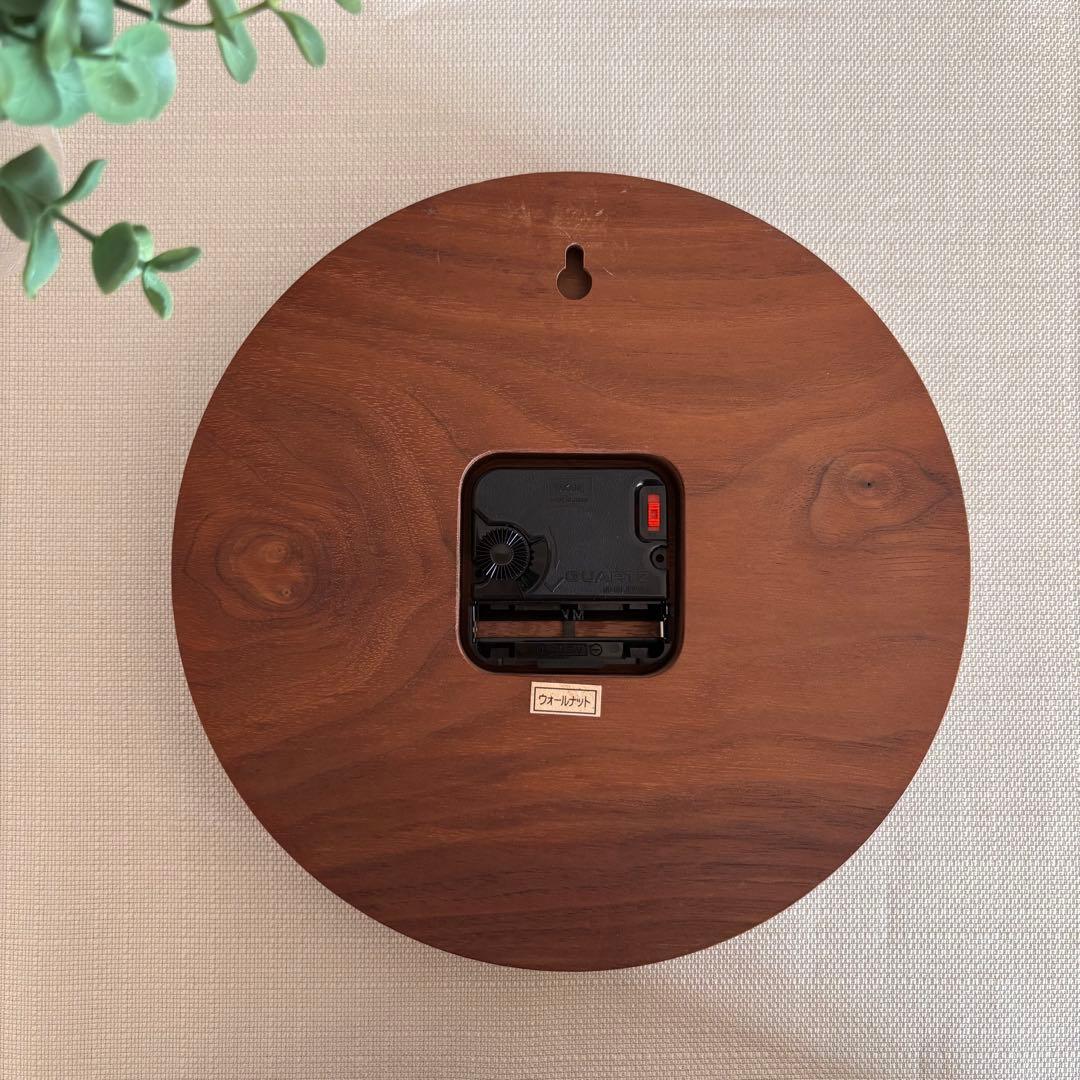 ボー・デコール 木の掛け時計 クルミ 無垢 ウォールクロック 北欧