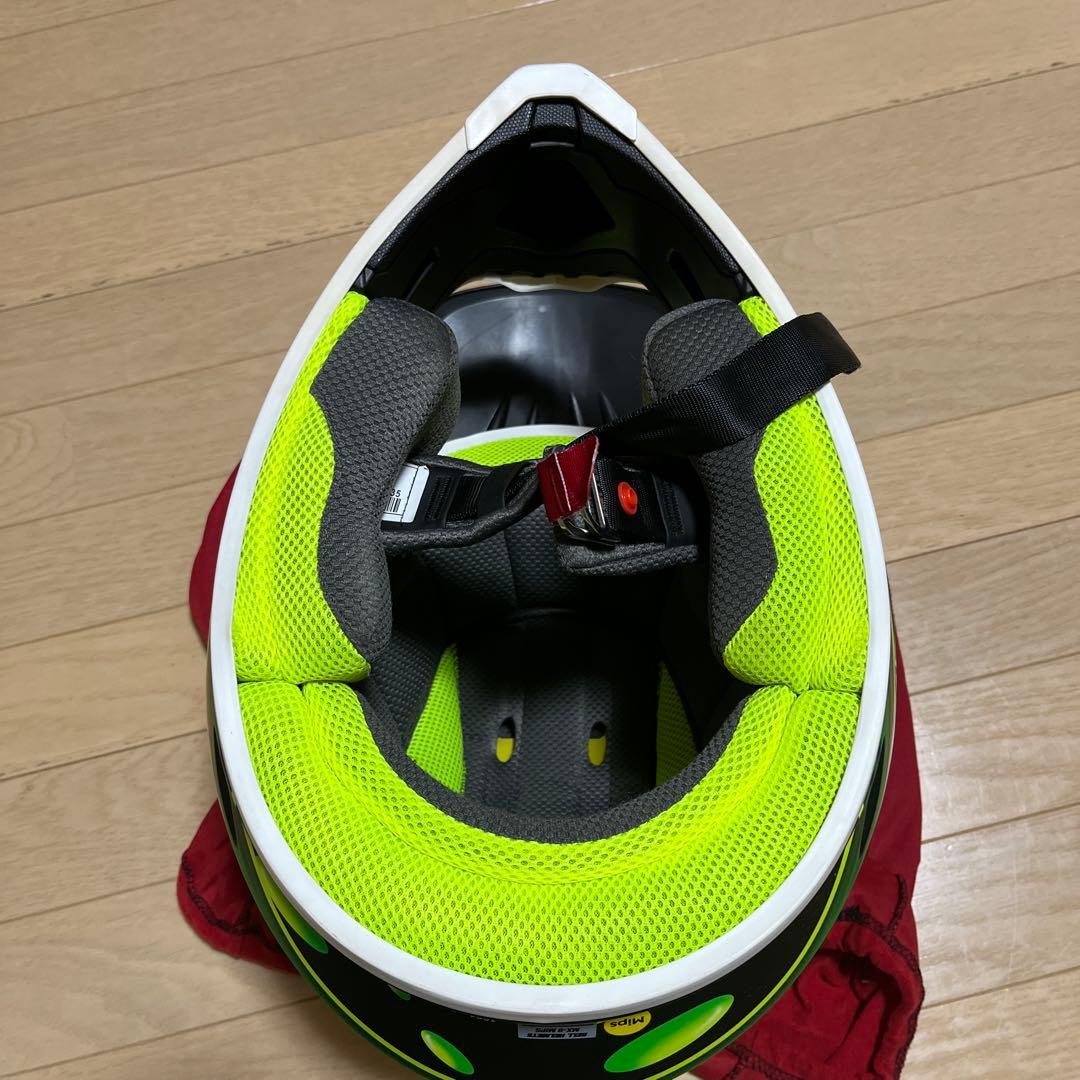 BELL MX-9 MIPS Showtime ベル