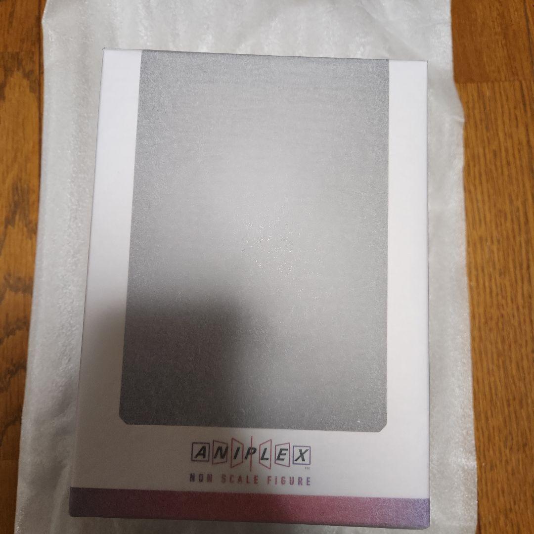 ツイステ　アズール　グロマス　フィギュア