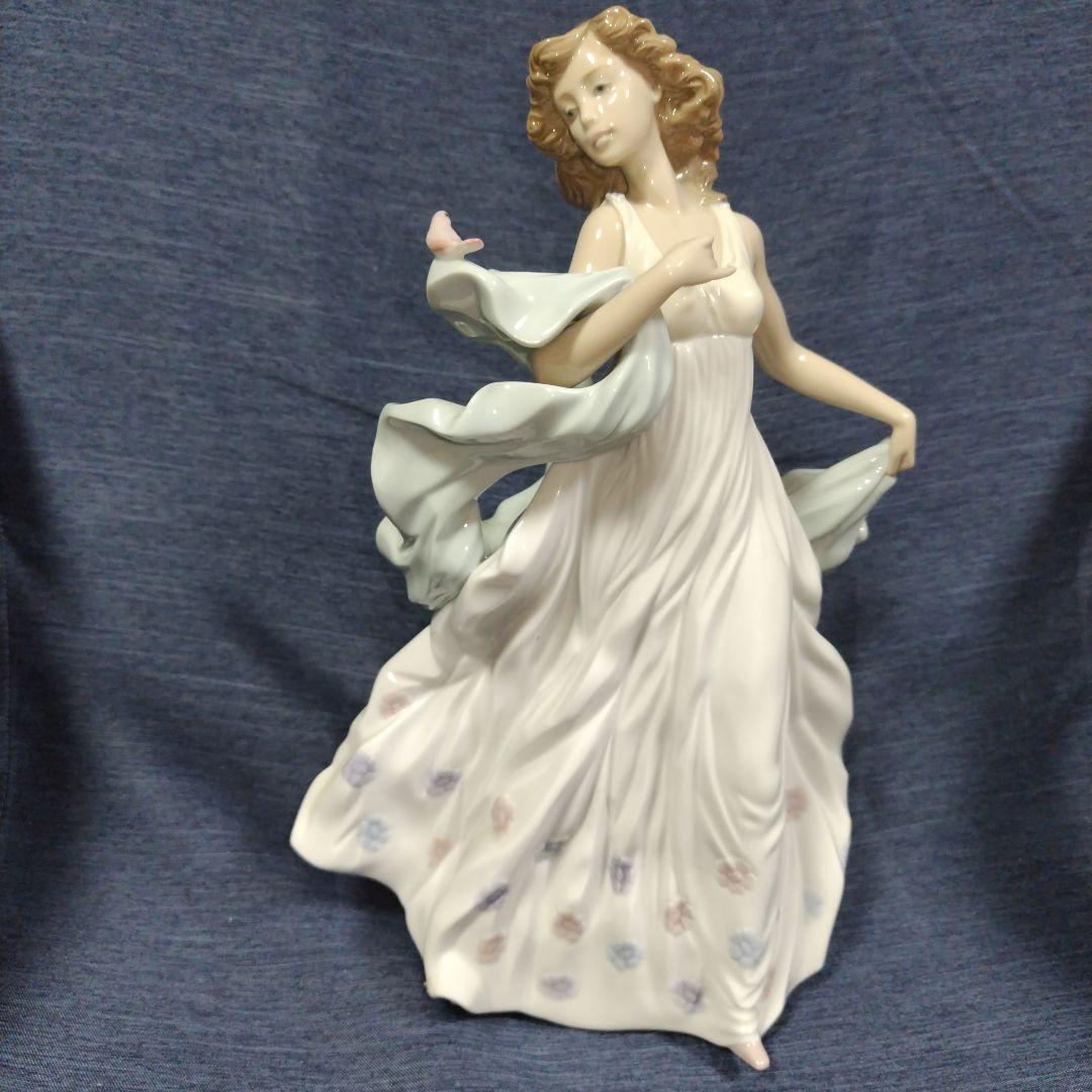 リヤドロ 夏のセレナーデ リヤドロ 「夏のセレナーデ」