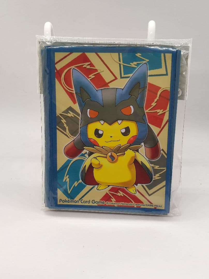 ポケカ デッキシールド(スリーブ) メガルカリオのポンチョを着た