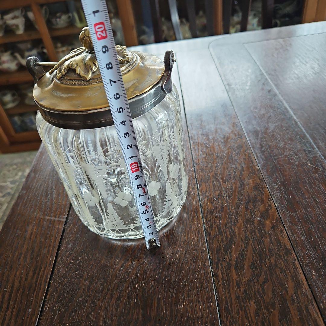 ワケ有り‥アンティークガラスビスケットジャー