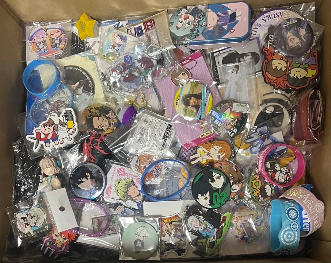 キャラクターグッズ アニメグッズ ノンジャンル まとめ売り 大量 缶バッジ 3